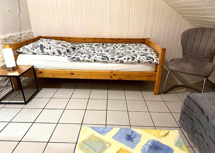 Ruhiges Apartment, Parkplaetze & Gute Anbindung City, Messe, Autobahn Lägenhet Düsseldorf