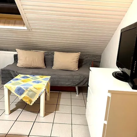 Lejlighed Ruhiges Apartment, Parkplaetze & Gute Anbindung City, Messe, Autobahn *