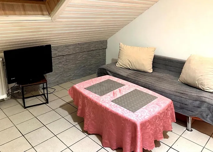 Appartement Ruhiges Apartment, Parkplaetze & Gute Anbindung City, Messe, Autobahn